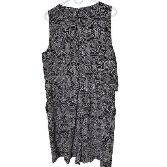 Halogen XL Sleeveless Romper Black White Geometric Print One Piece Chic Pockets - Picture 2 of 7